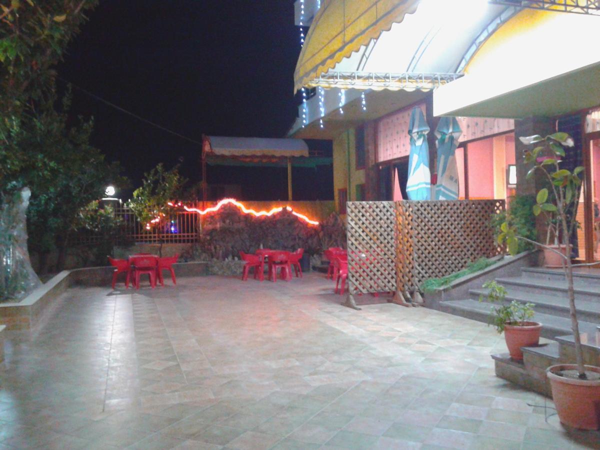 Hotel Gjeli 费里 外观 照片