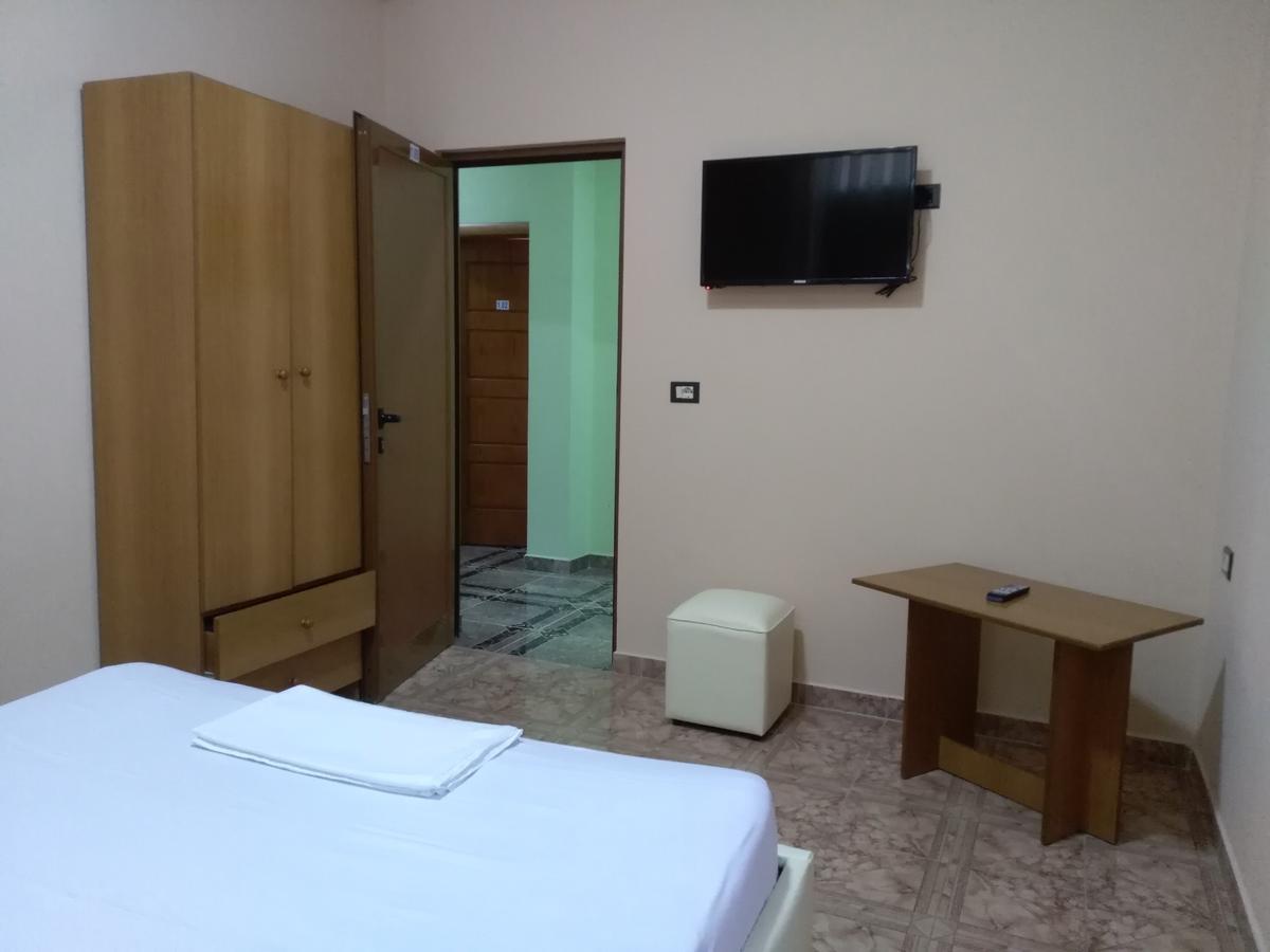 Hotel Gjeli 费里 外观 照片