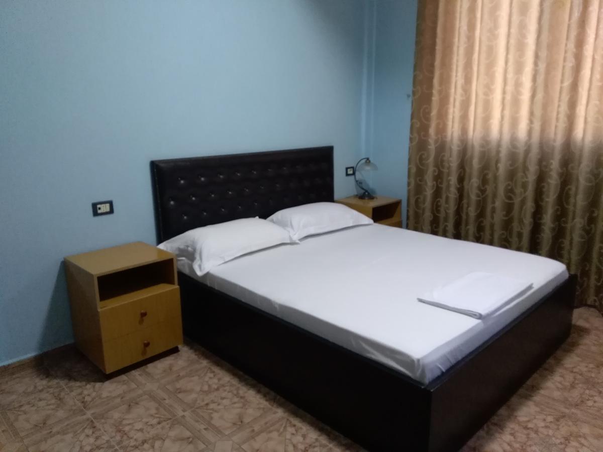 Hotel Gjeli 费里 外观 照片